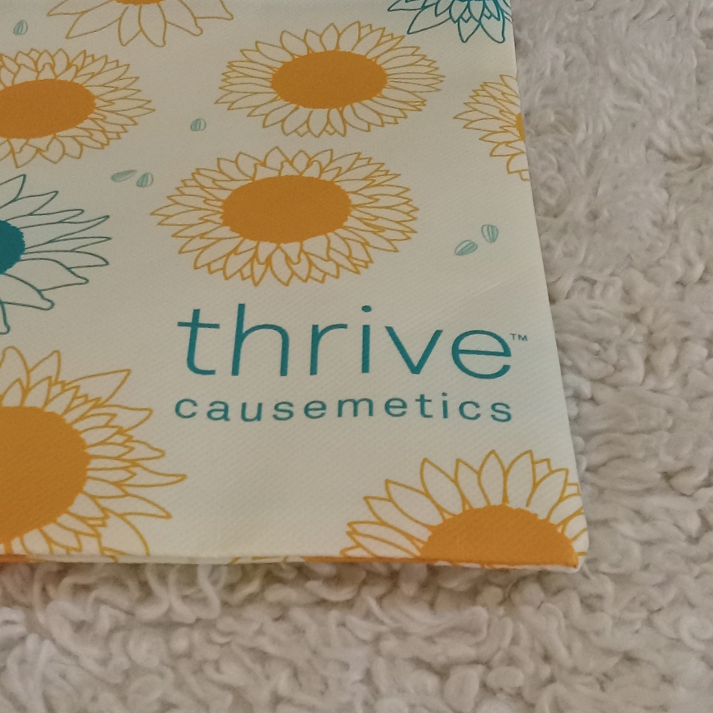 Sunflower Print Pouch - Picture 3 of 10
